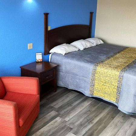 Express Inn Newport News Dış mekan fotoğraf