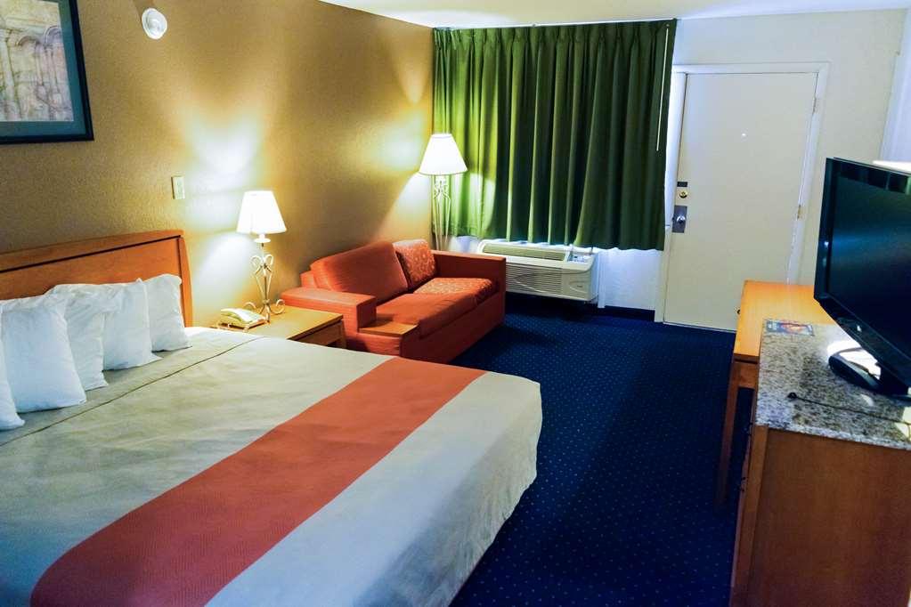 Express Inn Newport News Oda fotoğraf