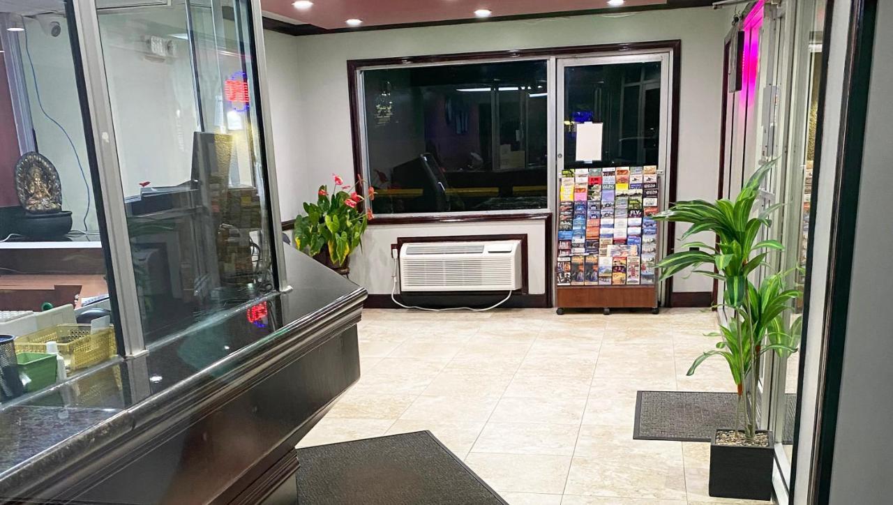 Express Inn Newport News Dış mekan fotoğraf