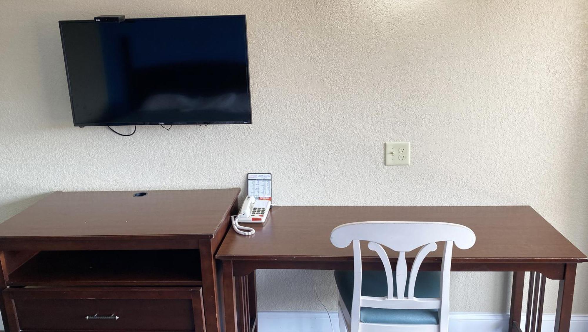 Express Inn Newport News Dış mekan fotoğraf